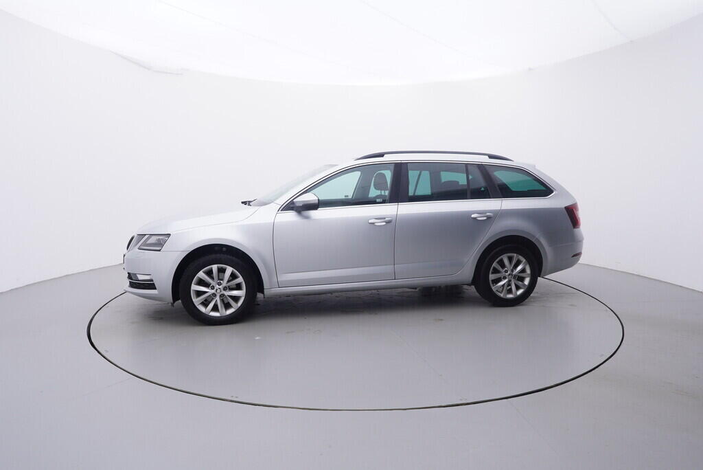 OV190V09885_11.webp_OCTAVIA Style 1.6 TDI 85 kW automat, DPH