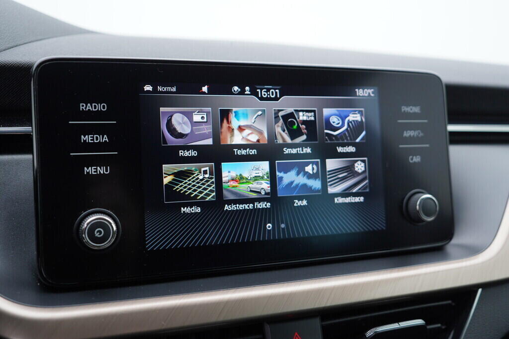 OV190V09891_28.webp_SCALA Style 1.0 TSI 85 kW manuál