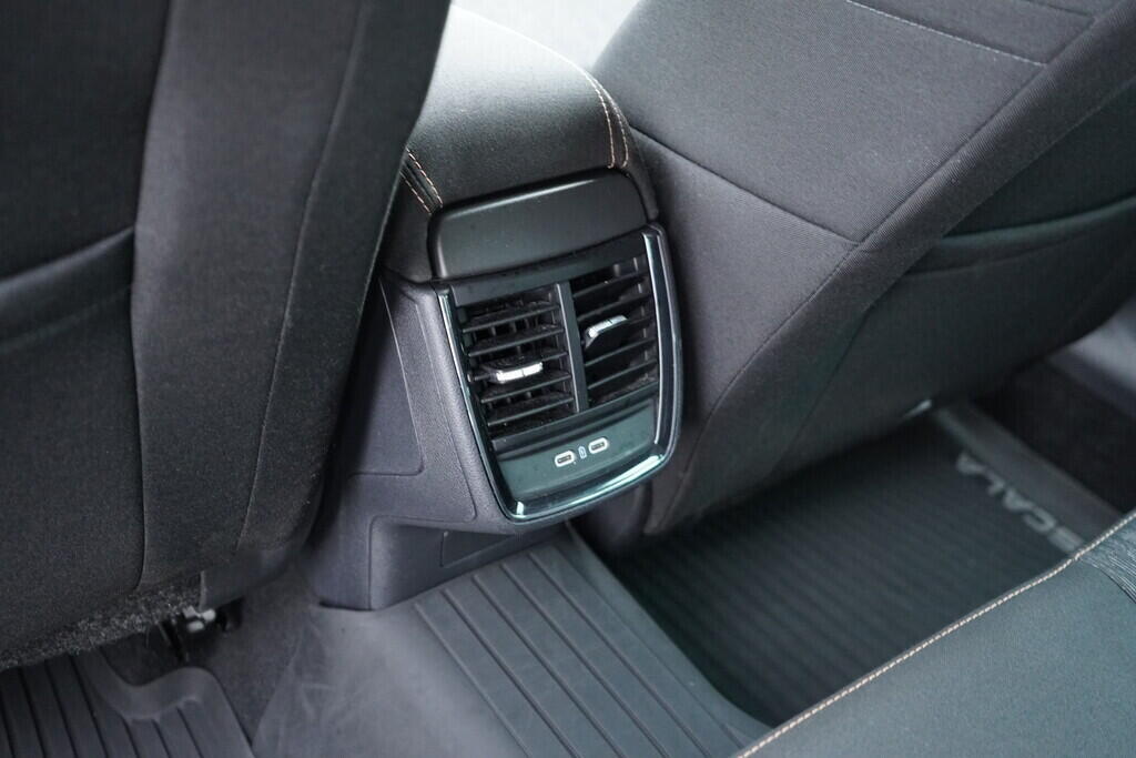 OV190V09891_35.webp_SCALA Style 1.0 TSI 85 kW manuál