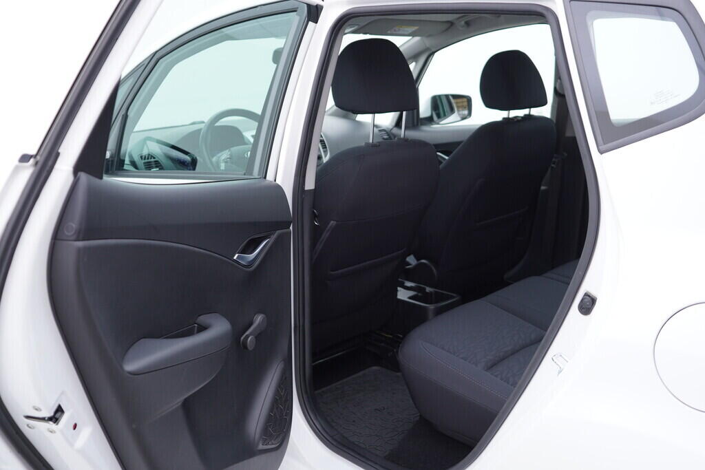 OV190V09892_31.webp_IX20 Comfort 1.6 CVVT 92 kW automat