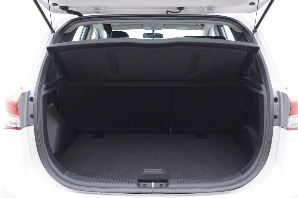 OV190V09892_33.webp_IX20 Comfort 1.6 CVVT 92 kW automat