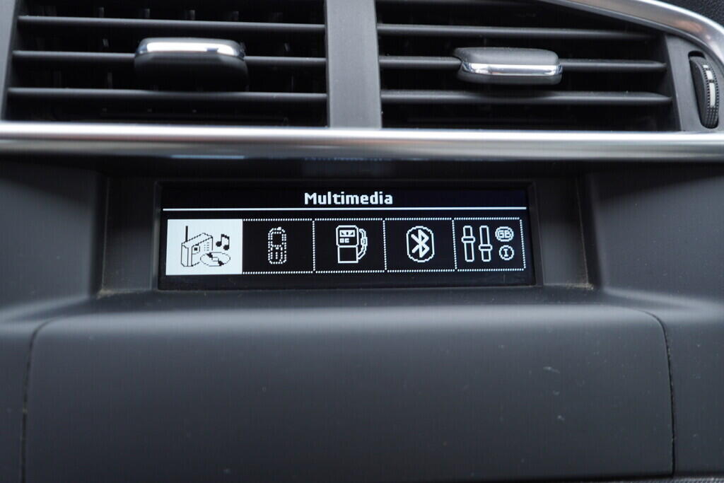 OV190V09893_28.webp_C4 Exclusive  1.6 VTi 88 kW manuál