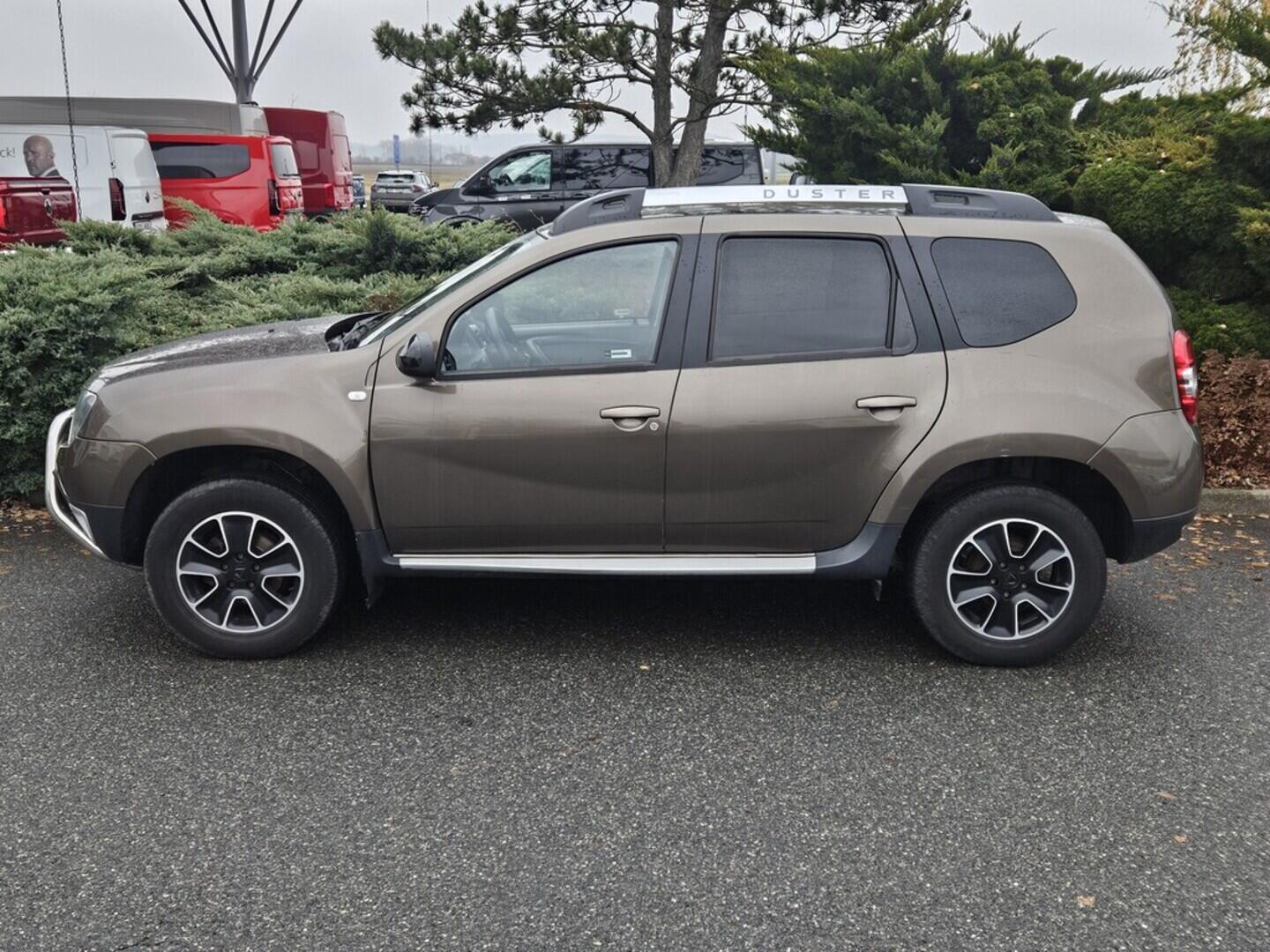 OV190V09894_12.webp_DUSTER  1.6             _ kW manuál