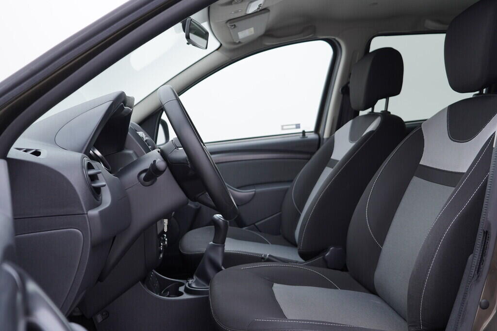 OV190V09894_22.webp_DUSTER Access 1.6 SCe 84 kW manuál