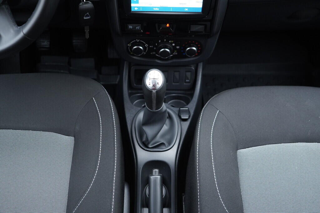 OV190V09894_32.webp_DUSTER Access 1.6 SCe 84 kW manuál