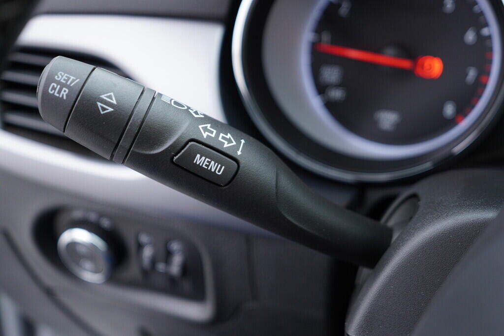 OV190V09895_23.webp_ASTRA Turbo 1.2 LIH 81 kW manuál, DPH