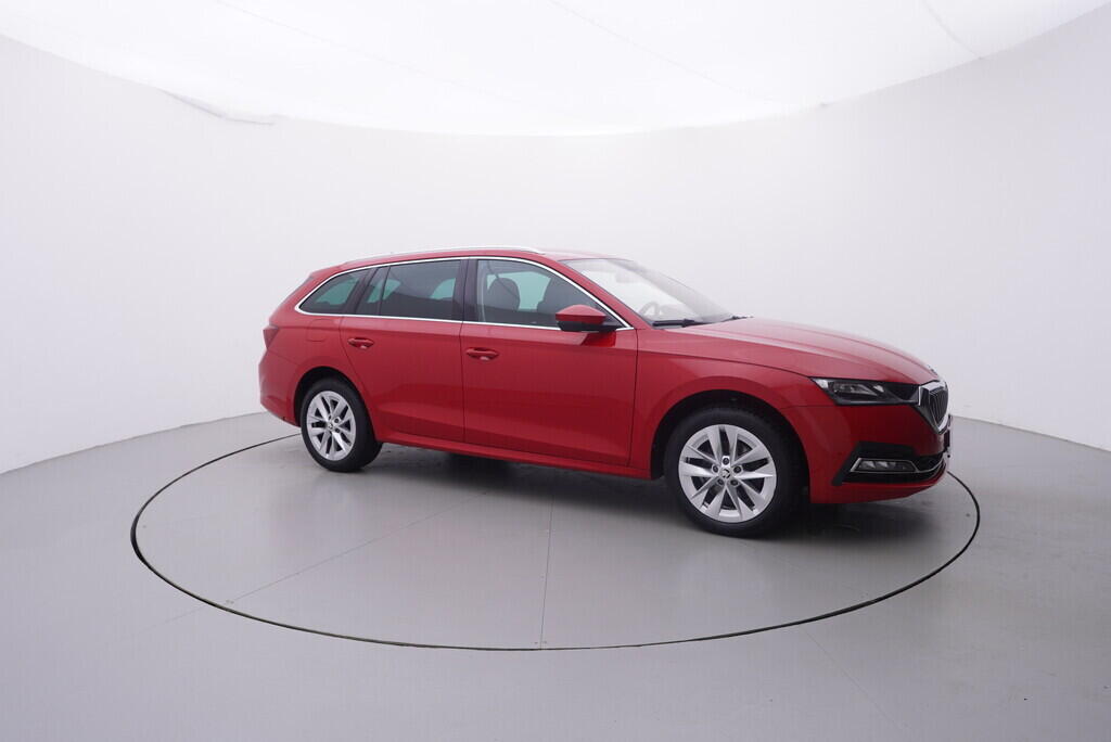 OV190V09898_16.webp_OCTAVIA Style 2.0 TDI 85 kW manuál, DPH