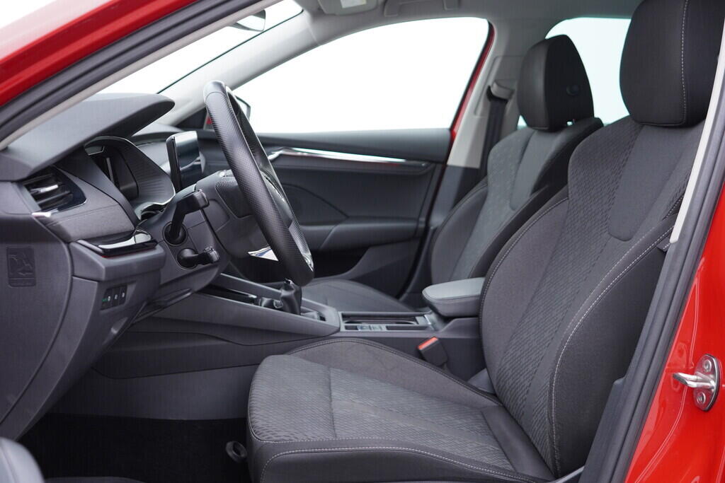 OV190V09898_22.webp_OCTAVIA Style 2.0 TDI 85 kW manuál, DPH