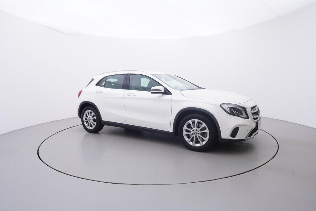 OV190V09905_16.webp_GLA  2.0  135 kW automat, DPH