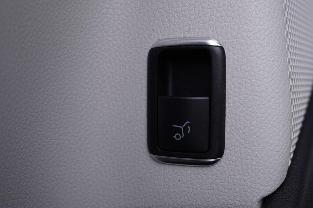 OV190V09905_21.webp_GLA  2.0  135 kW automat, DPH