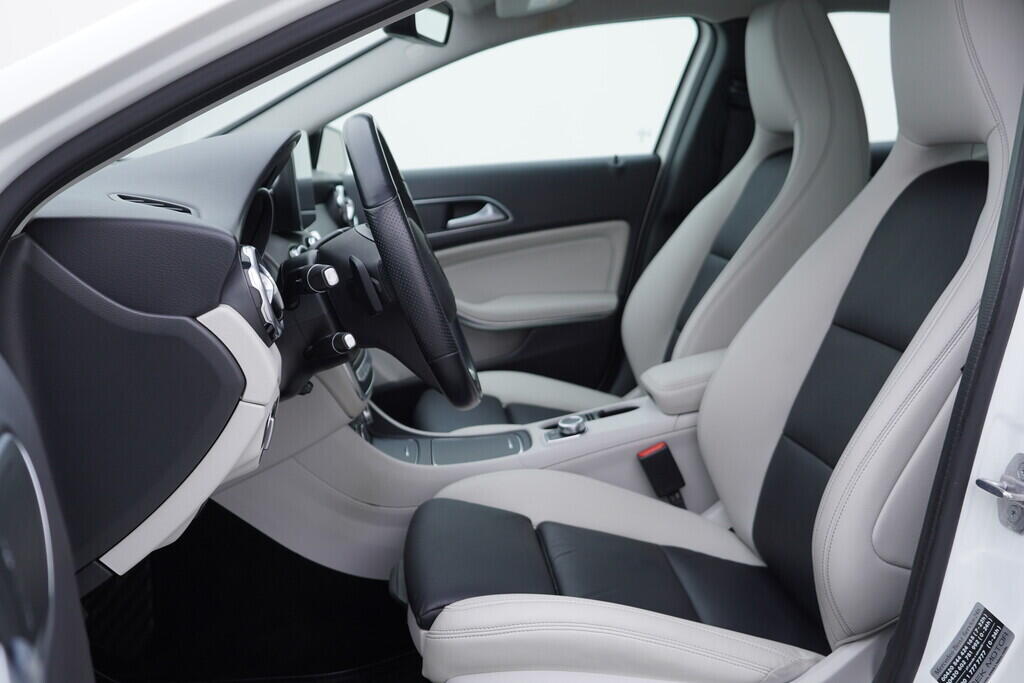 OV190V09905_23.webp_GLA  2.0  135 kW automat, DPH