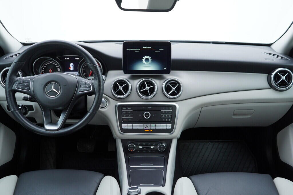 OV190V09905_27.webp_GLA  2.0  135 kW automat, DPH