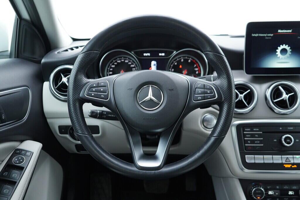 OV190V09905_28.webp_GLA  2.0  135 kW automat, DPH