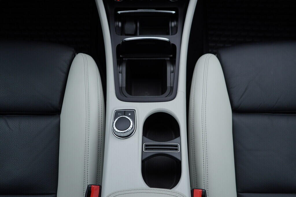 OV190V09905_33.webp_GLA  2.0  135 kW automat, DPH