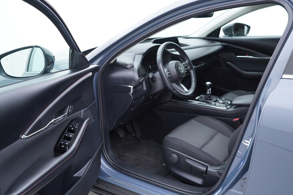 OV190V09907_18.webp_CX-30  2.0 Skyactive 110 kW manuál