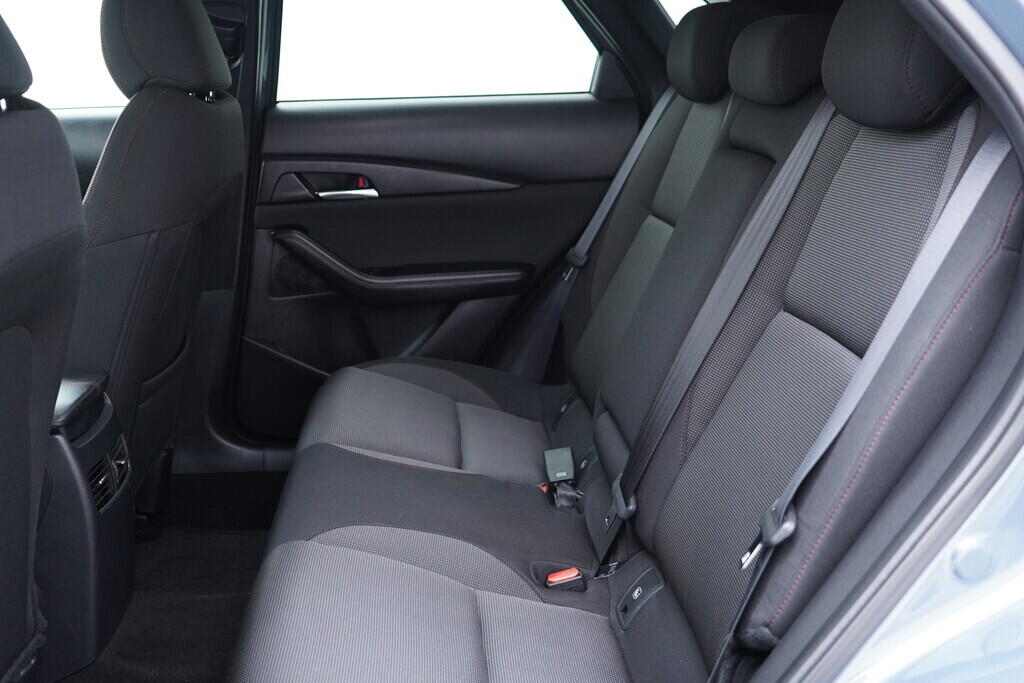 OV190V09907_37.webp_CX-30  2.0 Skyactive 110 kW manuál