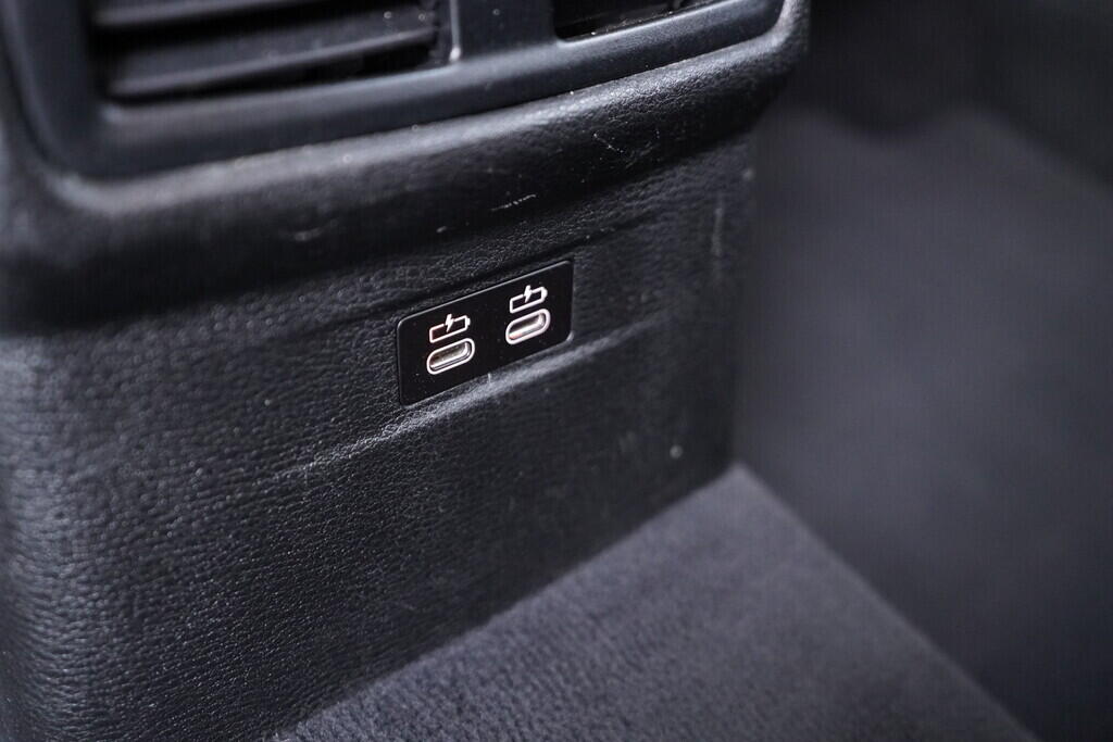 OV190V09908_36.webp_X1 Advantage  2.0  140 kW automat