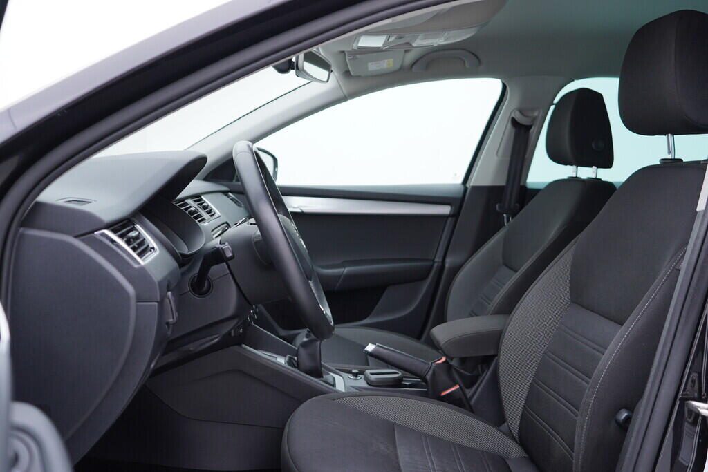 OV190V09911_23.webp_OCTAVIA  1.6 TDI 85 kW manuál, DPH