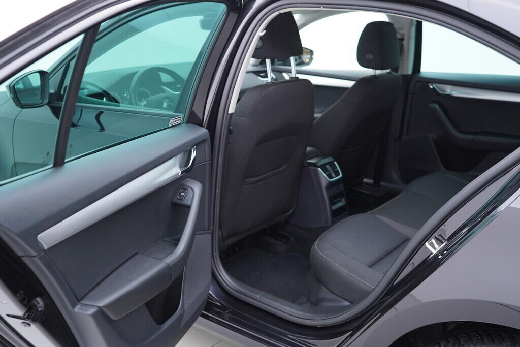 OV190V09911_33.webp_OCTAVIA  1.6 TDI 85 kW manuál, DPH