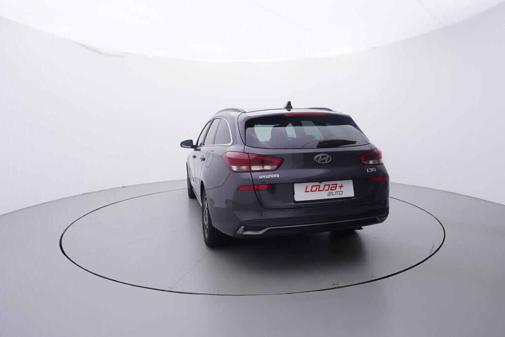 OV190V09912_13.webp_I30 STYLE 1.5 T-GDi 103 kW automat, DPH