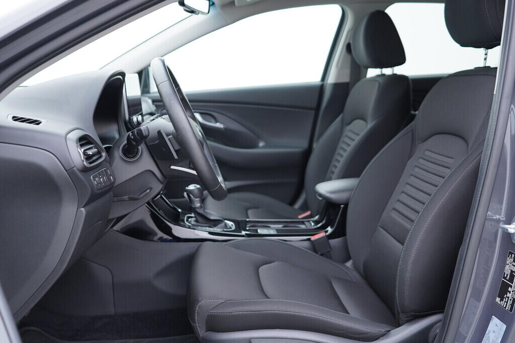 OV190V09912_22.webp_I30 STYLE 1.5 T-GDi 103 kW automat, DPH