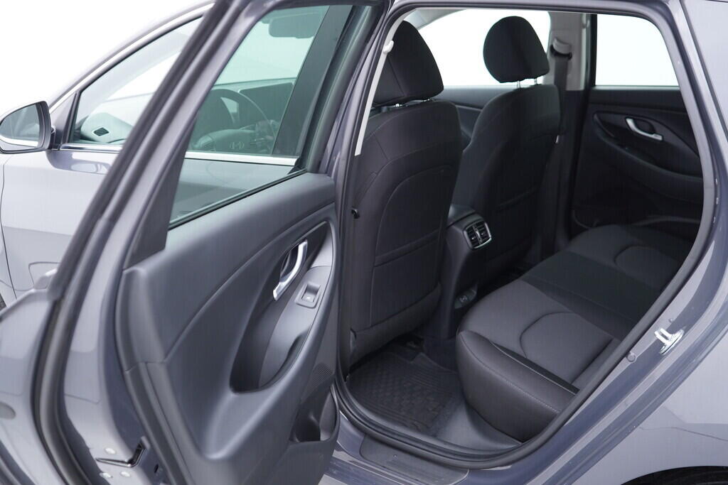 OV190V09912_34.webp_I30 STYLE 1.5 T-GDi 103 kW automat, DPH