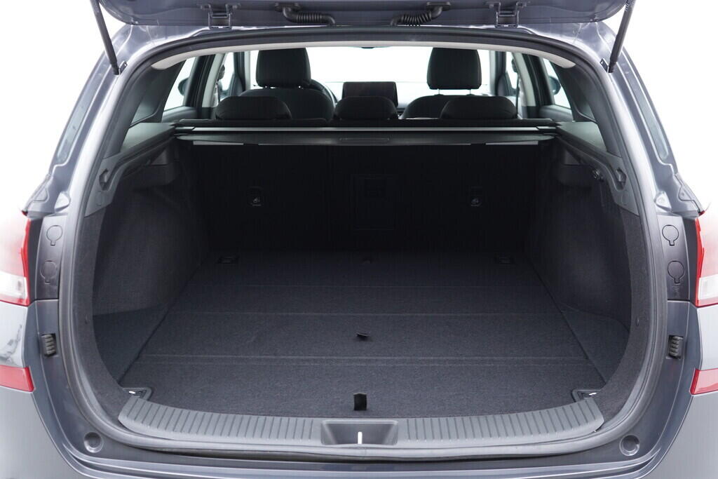 OV190V09912_37.webp_I30 STYLE 1.5 T-GDi 103 kW automat, DPH