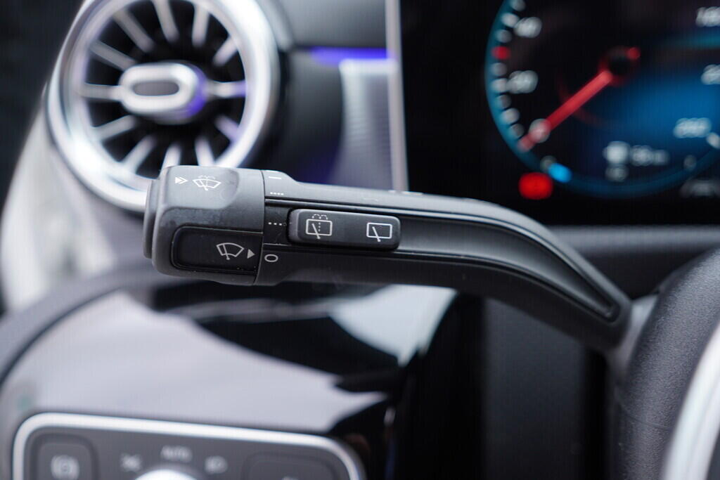 OV190V09914_25.webp_CLA  2.0 250 165 kW automat