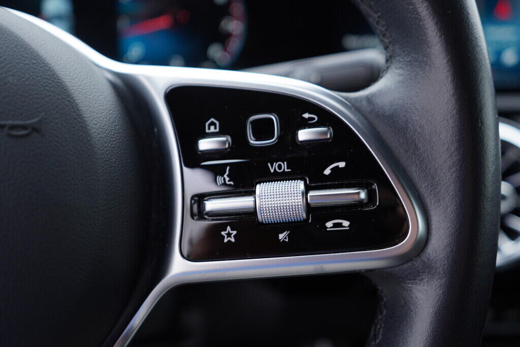 OV190V09914_28.webp_CLA  2.0 250 165 kW automat