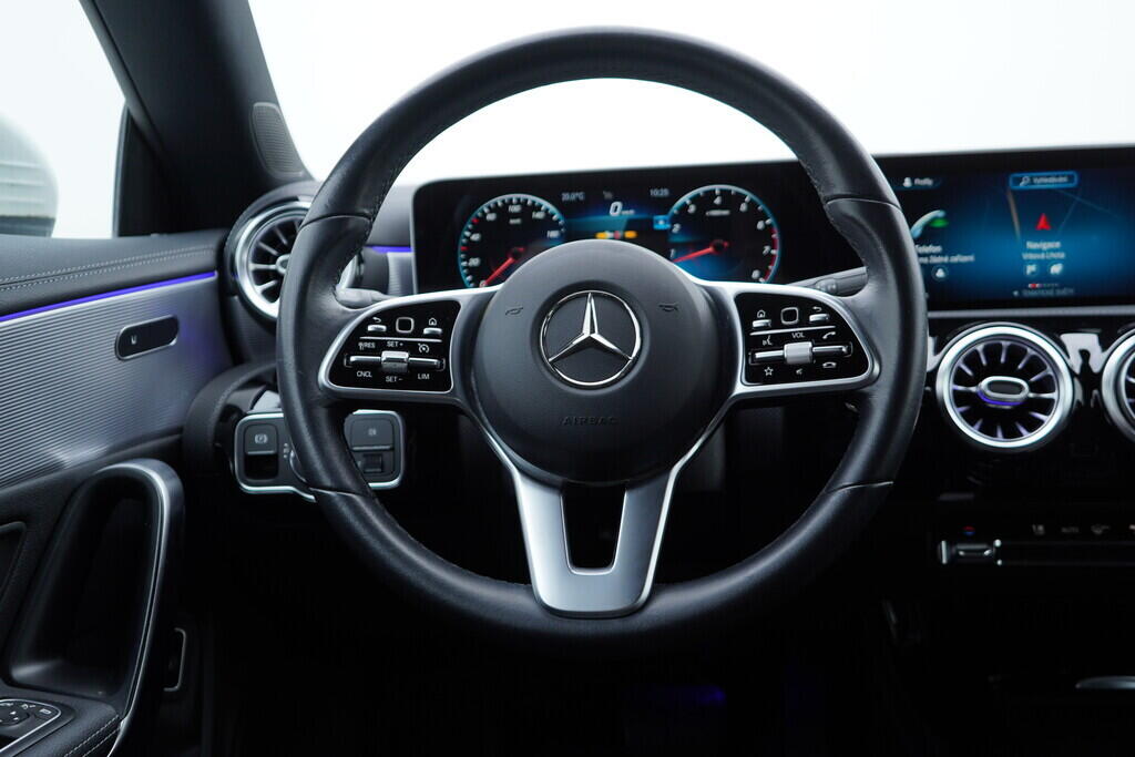 OV190V09914_31.webp_CLA  2.0 250 165 kW automat