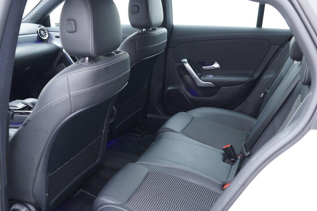 OV190V09914_44.webp_CLA  2.0 250 165 kW automat