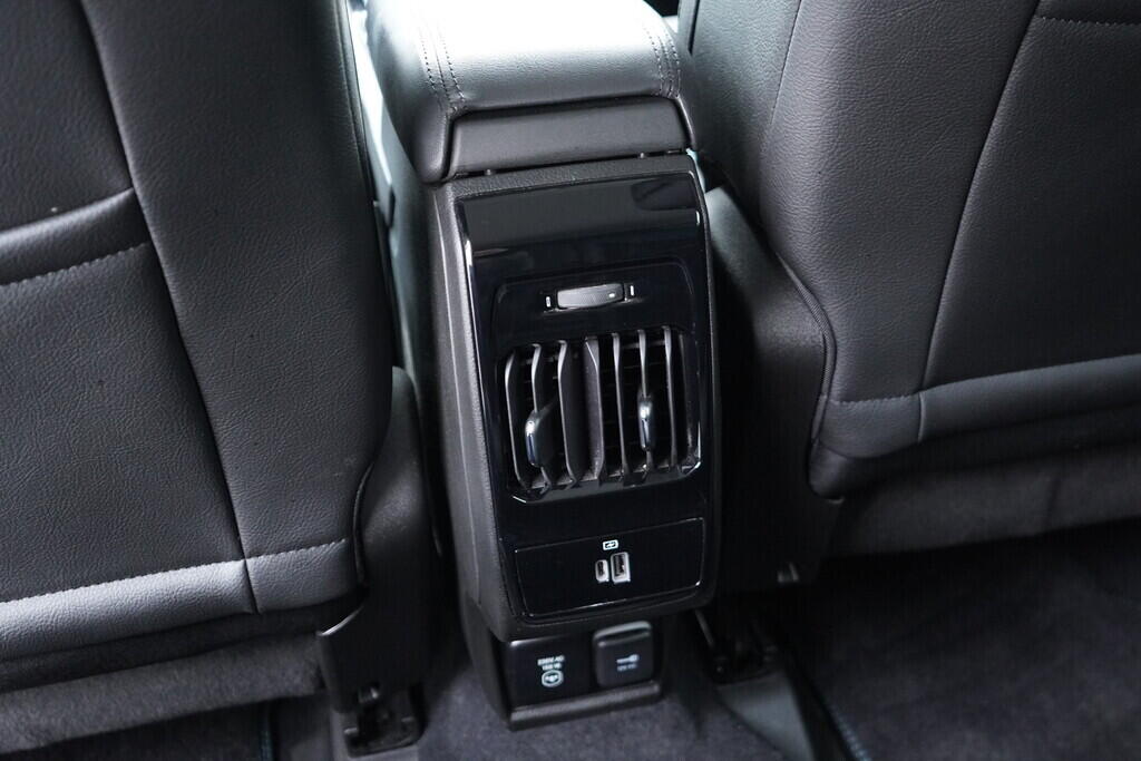 OV190V09916_37.webp_COMPASS  1.5 hybrid 96 kW automat