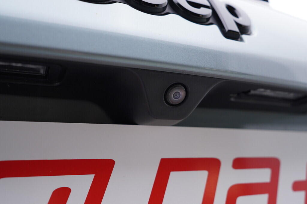 OV190V09916_43.webp_COMPASS  1.5 hybrid 96 kW automat