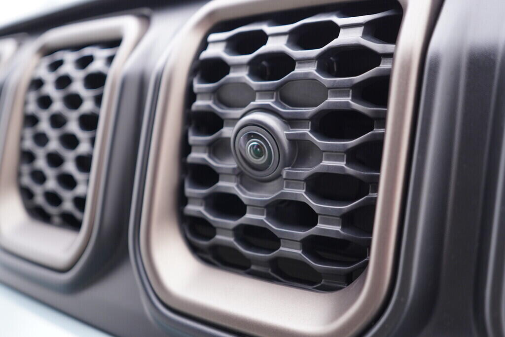 OV190V09916_45.webp_COMPASS  1.5 hybrid 96 kW automat