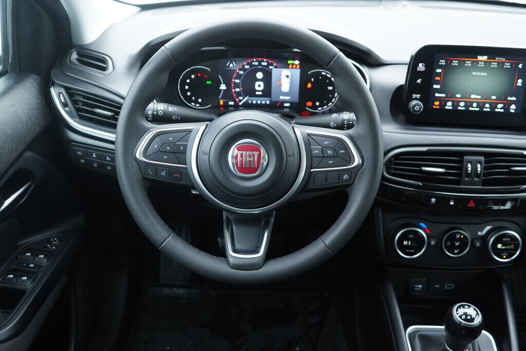 OV190V09917_26.webp_TIPO Firefly 1.0  73 kW manuál, DPH