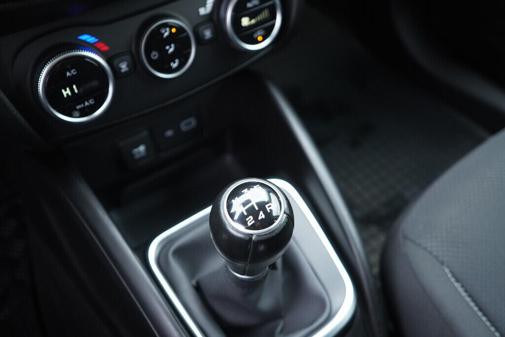 OV190V09917_30.webp_TIPO Firefly 1.0  73 kW manuál, DPH