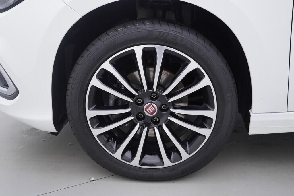 OV190V09917_35.webp_TIPO Firefly 1.0  73 kW manuál, DPH