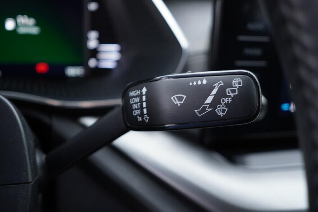 OV190V09919_25.webp_OCTAVIA Ambition 2.0 TDI 85 kW manuál, DPH