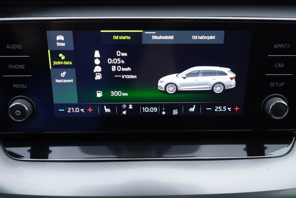 OV190V09919_30.webp_OCTAVIA Ambition 2.0 TDI 85 kW manuál, DPH