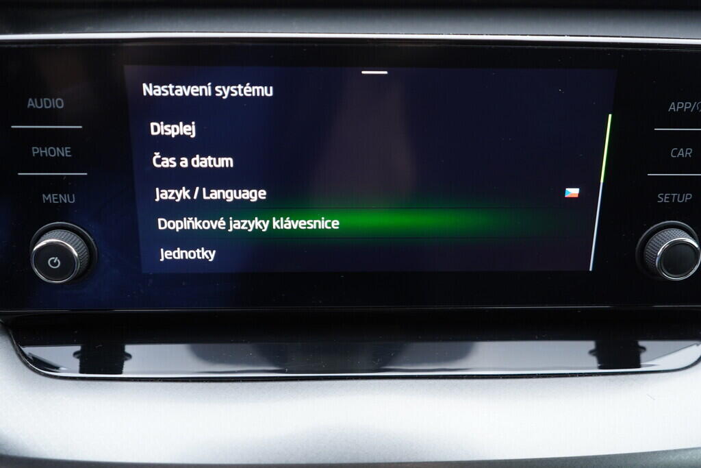 OV190V09919_31.webp_OCTAVIA Ambition 2.0 TDI 85 kW manuál, DPH