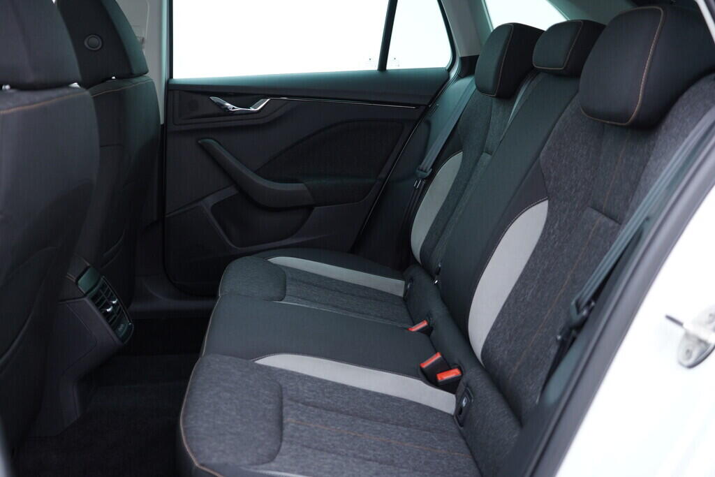 OV190V09920_35.webp_SCALA Style Plus 1.5 TSI 110 kW automat, DPH