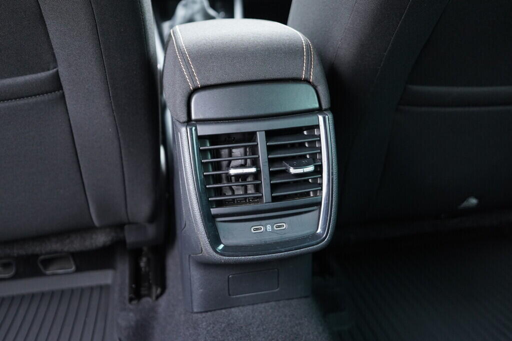 OV190V09921_35.webp_SCALA Style Plus 1.5 TSI 110 kW automat, DPH