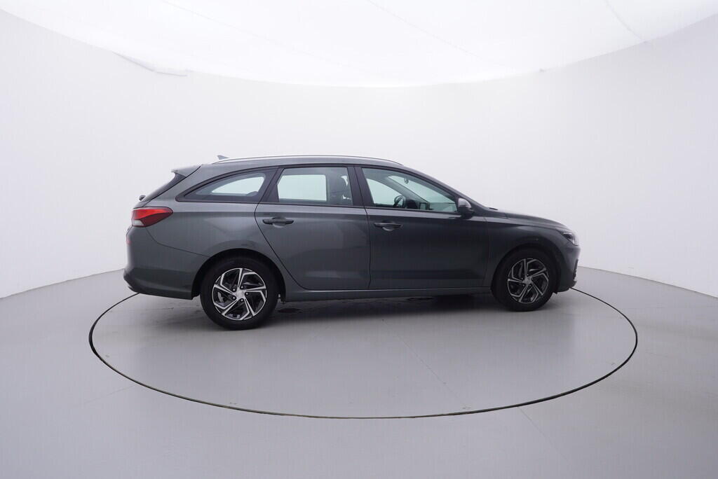 OV190V09923_15.webp_I30 Comfort 1.0  88 kW manuál