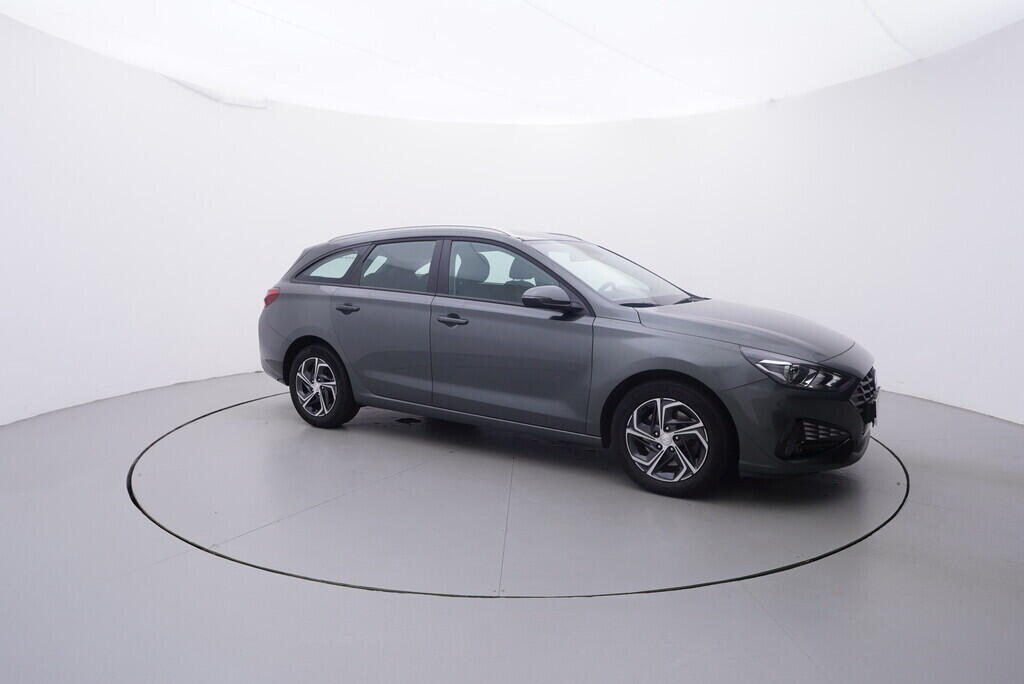 OV190V09923_16.webp_I30 Comfort 1.0  88 kW manuál