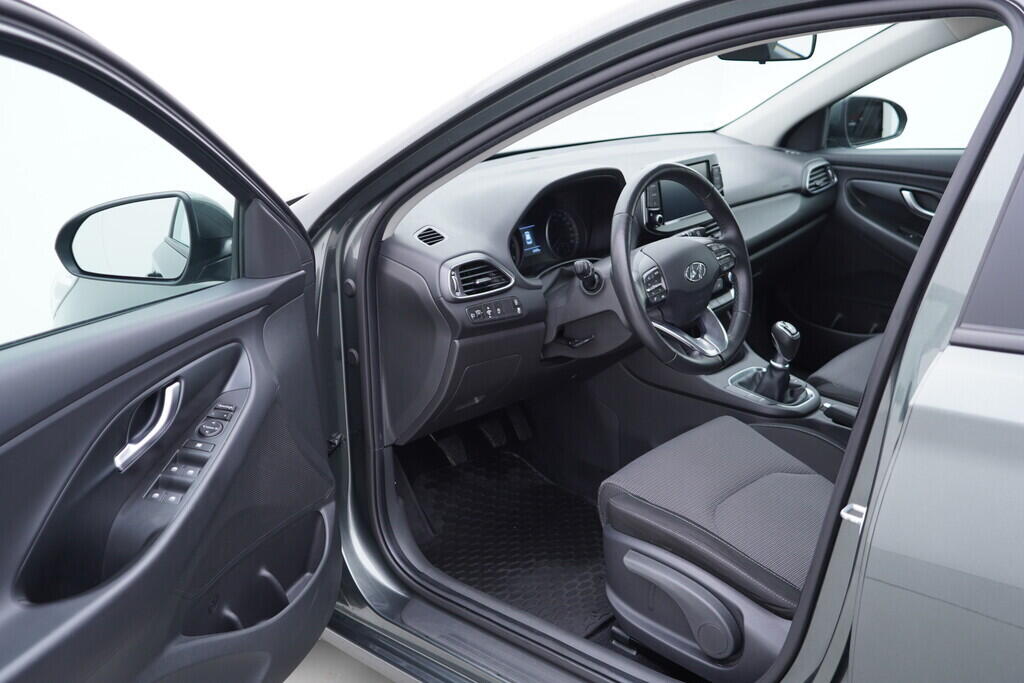 OV190V09923_18.webp_I30 Comfort 1.0  88 kW manuál