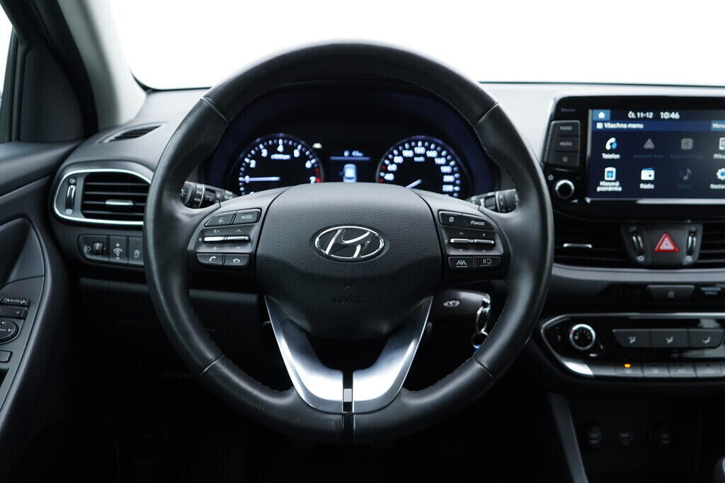 OV190V09923_26.webp_I30 Comfort 1.0  88 kW manuál