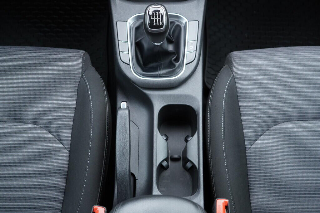 OV190V09923_30.webp_I30 Comfort 1.0  88 kW manuál