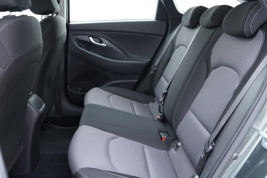 OV190V09923_32.webp_I30 Comfort 1.0  88 kW manuál