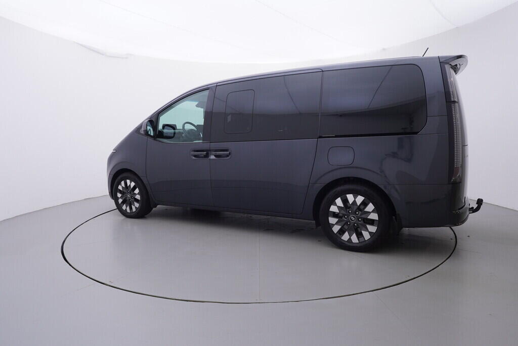 OV190V09924_12.webp_STARIA Luxury 2.2 CRDi 130 kW automat, DPH