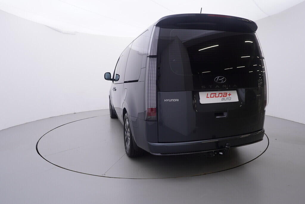 OV190V09924_13.webp_STARIA Luxury 2.2 CRDi 130 kW automat, DPH